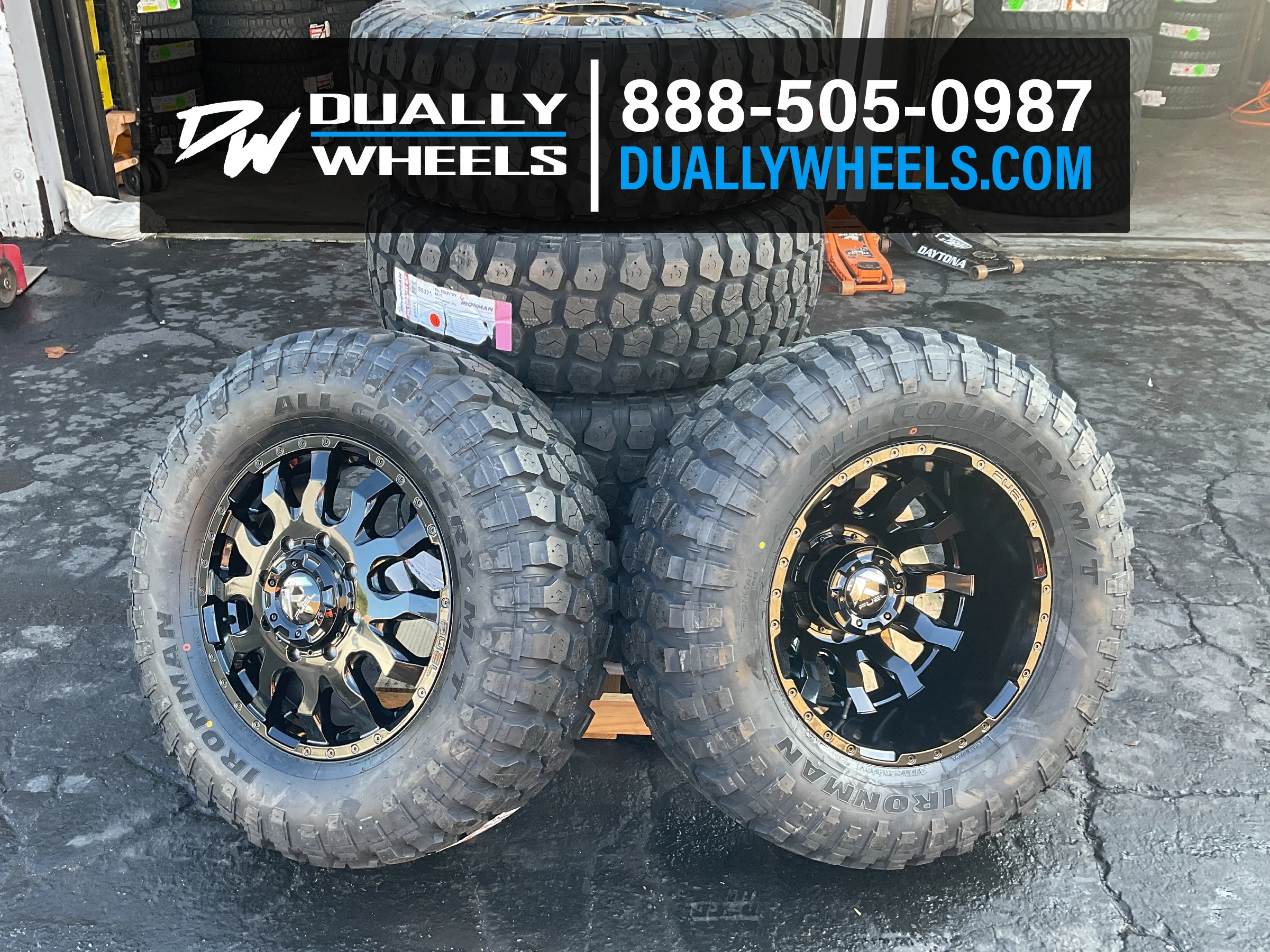 37x12.50R17/12 Ironman All Country M/T Tires Set of 6 - Image 2