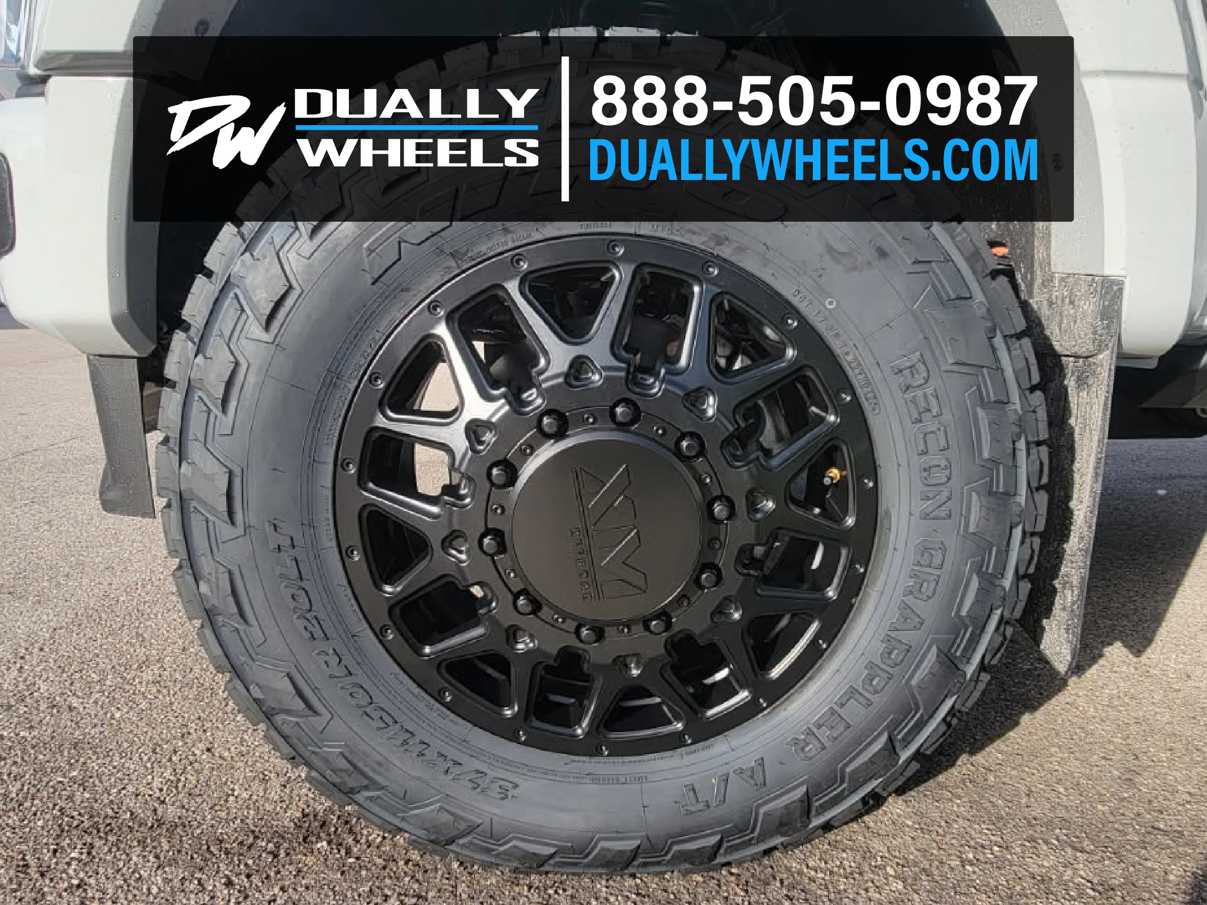 20x8.25 XM Off-Road XM-900 Satin Black FORD/DODGE DUALLY Wheels 10x225 Set of 6 (Fits up to 12.50 tire) - Image 3