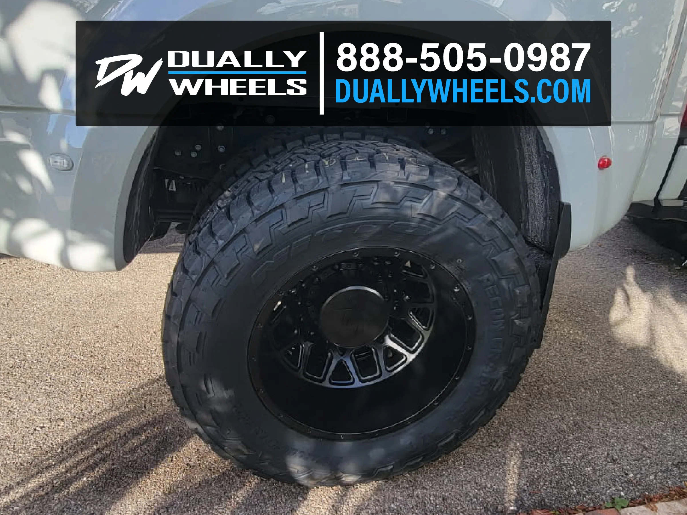 20x8.25 XM Off-Road XM-900 Satin Black FORD/DODGE DUALLY Wheels 10x225 Set of 6 (Fits up to 12.50 tire) - Image 4