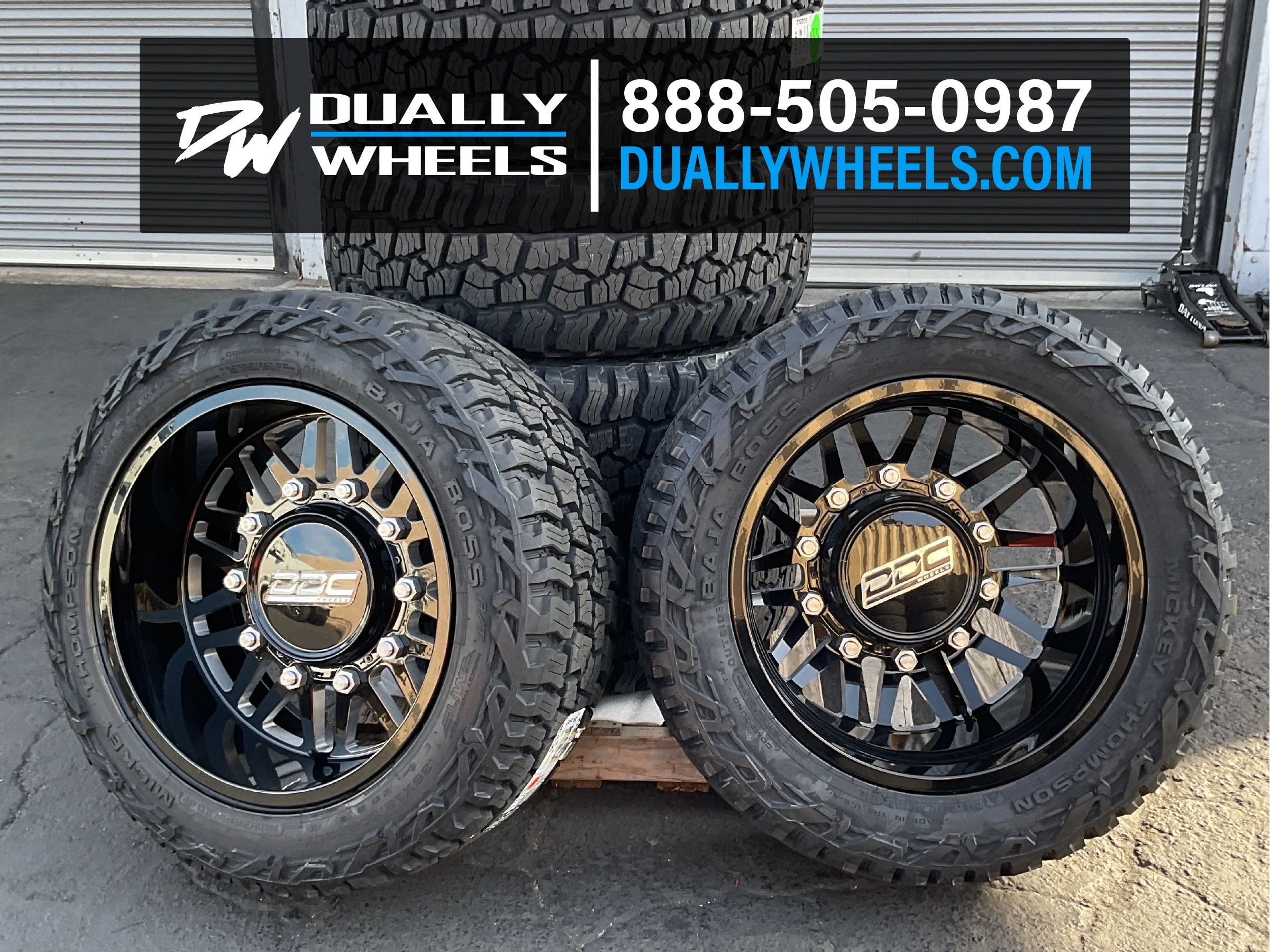LT285/70R17/10 Mickey Thompson Baja Boss A/T Tires Set of 6 - Image 2