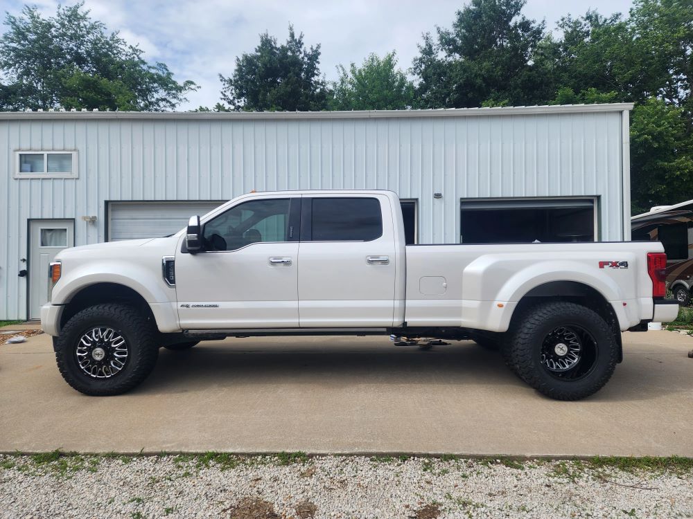 20x8.25 XF Off-Road XF-240 Gloss Black Milled FORD F-450/F-550 DODGE 4500/5500 DUALLY Wheels 10x225 Set of 6 (Fits UP to 12.50 tire) - Image 2