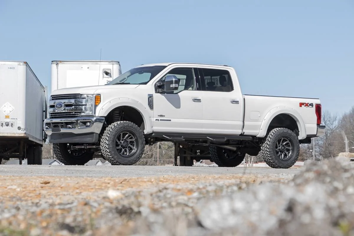 Rough Country 4.5 Inch Lift Kit C/O Vertex Fits Ford F-350 4WD 2017-2022 - Image 3