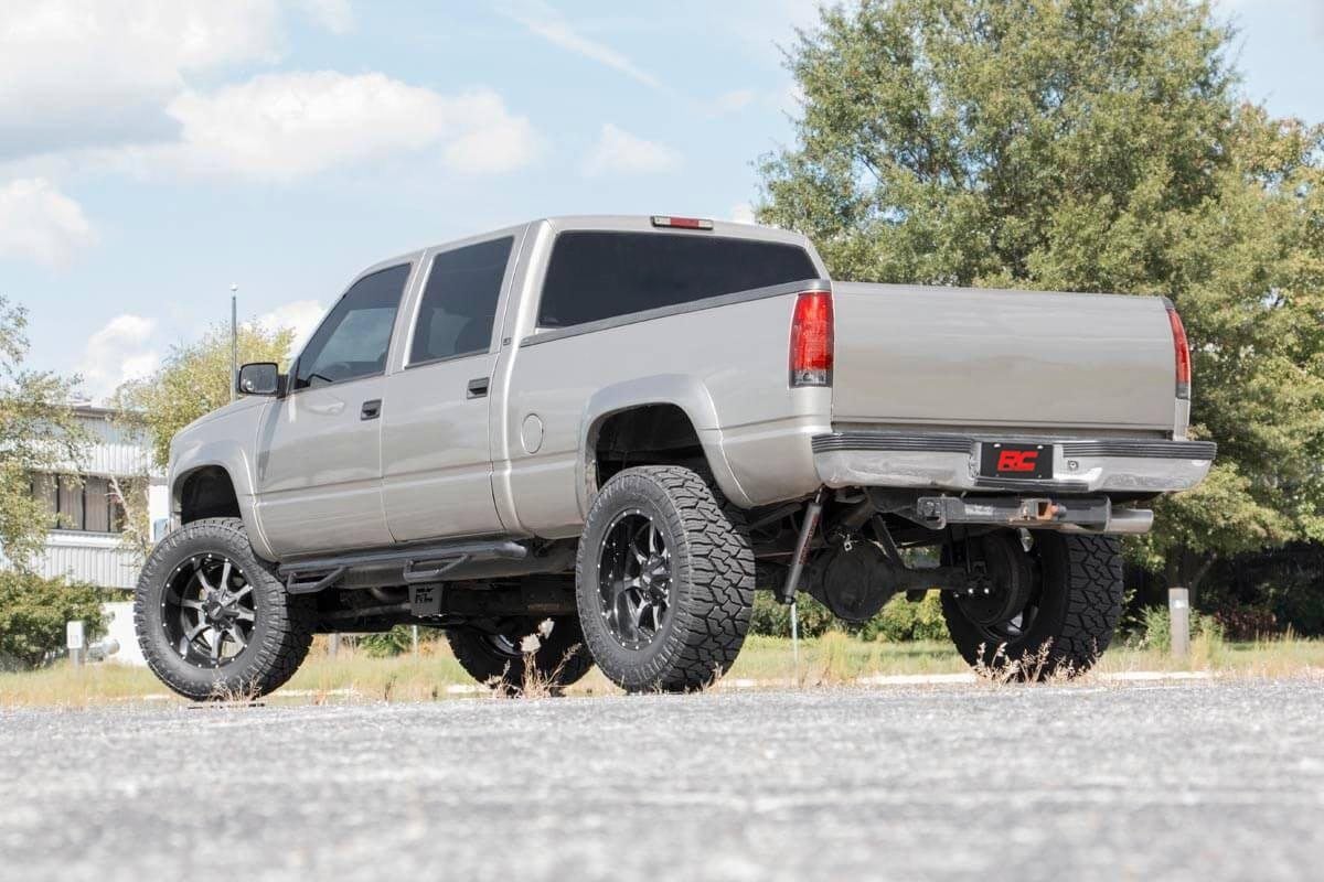 Rough Country 6 Inch Lift Kit 8-Lug Fits Chevrolet 3500 4WD 1988-2000 - Image 3