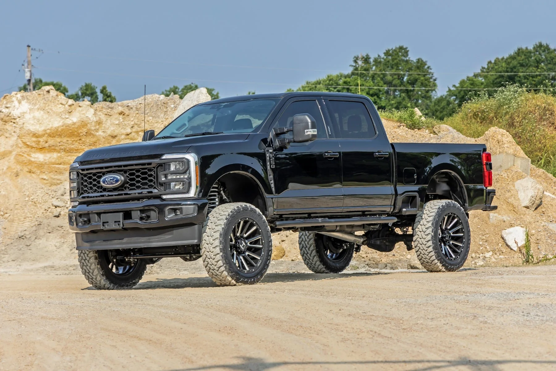 Rough Country 6 Inch Lift Kit Diesel No OVLD FR D/S V2 Fits Ford F-350 4WD 2023 - Image 2